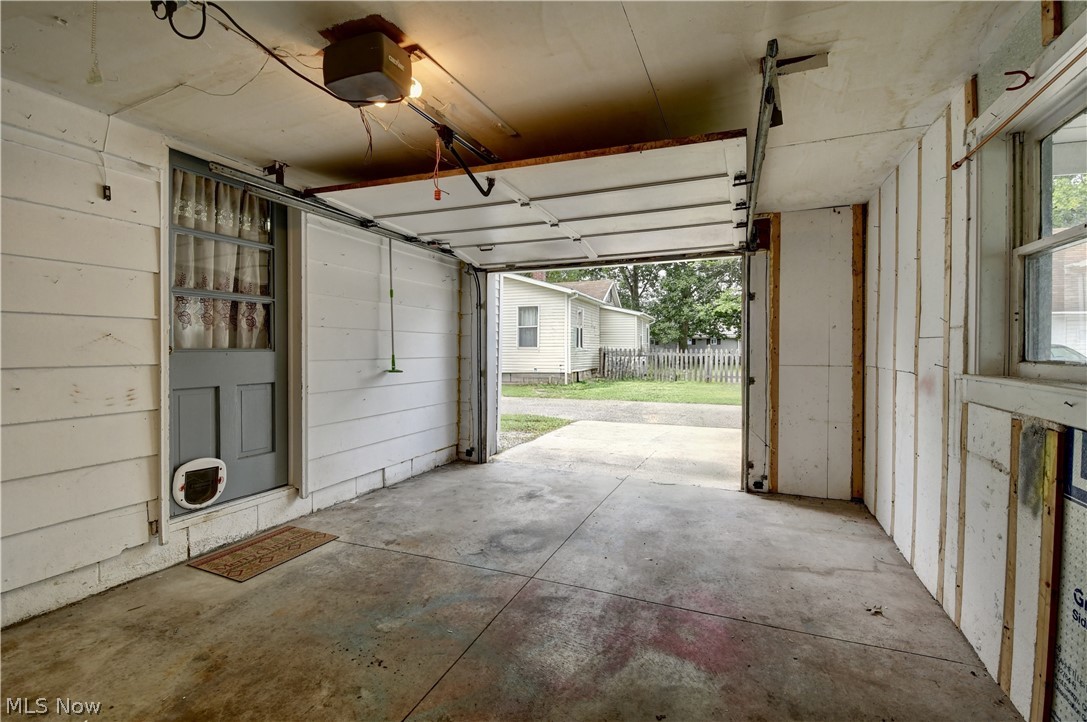 541 Grand Street NW Bolivar OH 44612