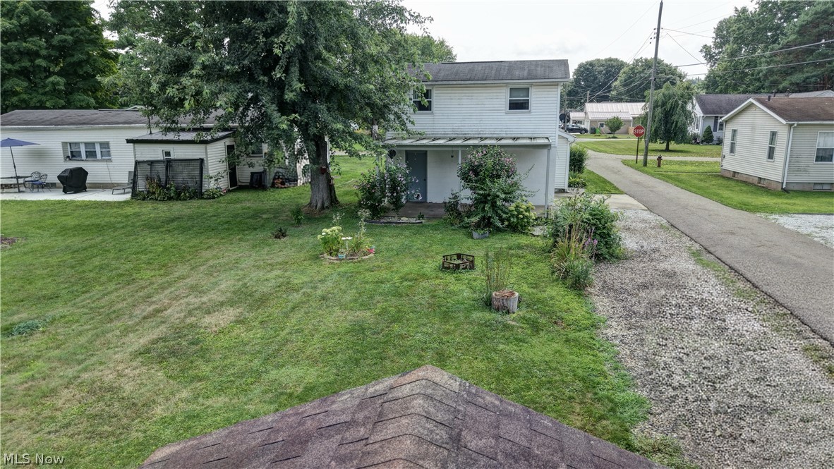 541 Grand Street NW Bolivar OH 44612