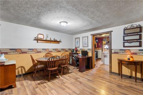 2377 Greensburg Road North Canton OH 44720