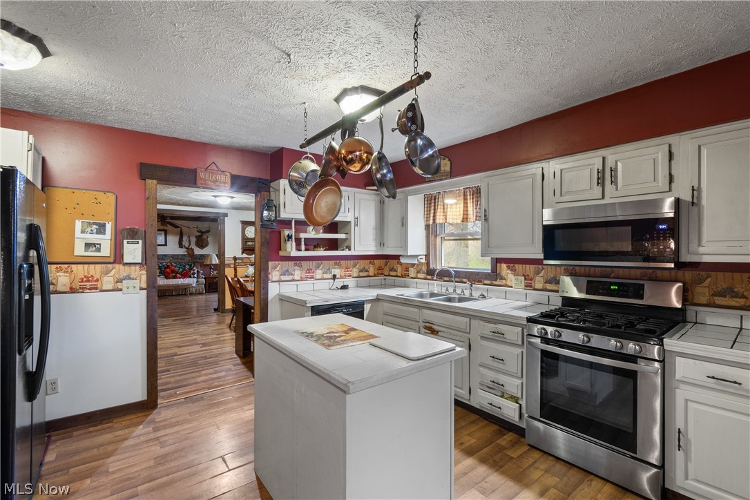 2377 Greensburg Road North Canton OH 44720