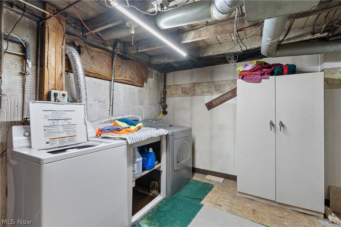 2377 Greensburg Road North Canton OH 44720