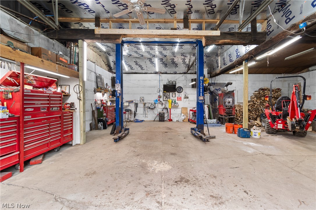 2377 Greensburg Road North Canton OH 44720