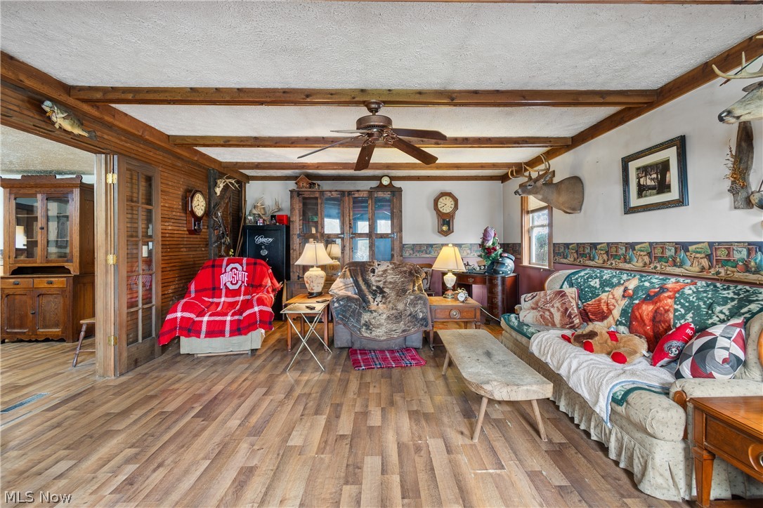 2377 Greensburg Road North Canton OH 44720