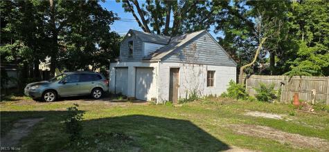 1518 Middle Avenue Elyria OH 44035