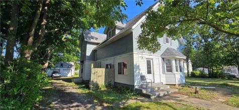 1518 Middle Avenue Elyria OH 44035