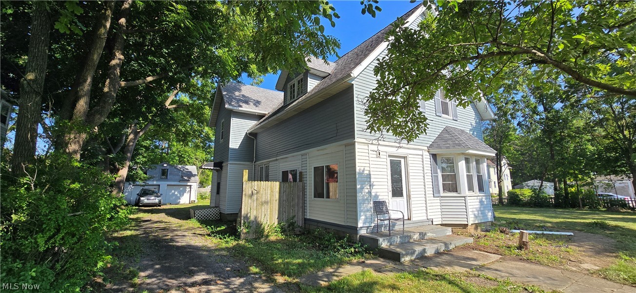 1518 Middle Avenue Elyria OH 44035