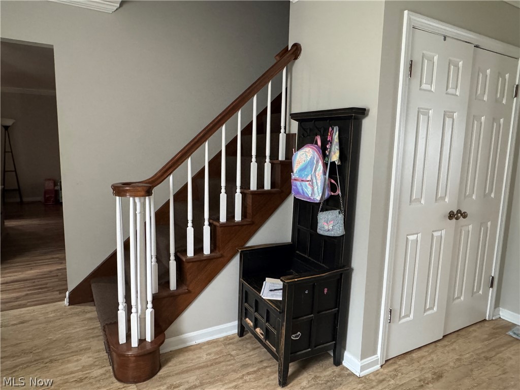 1679 Lakeview Square NE Bolivar OH 44612