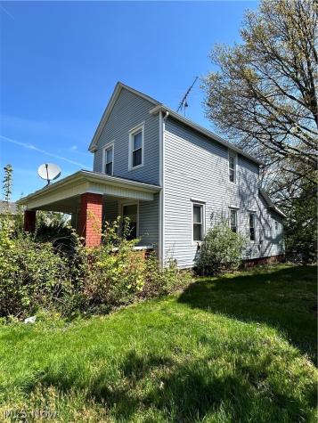 1044 S Freedom Avenue Alliance OH 44601
