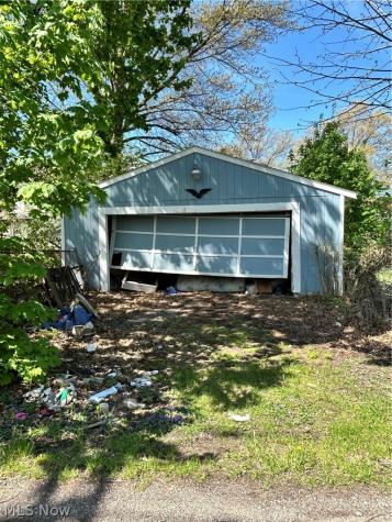 1044 S Freedom Avenue Alliance OH 44601