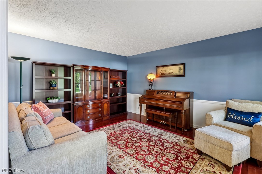 32245 Country Club Drive Avon Lake OH 44012