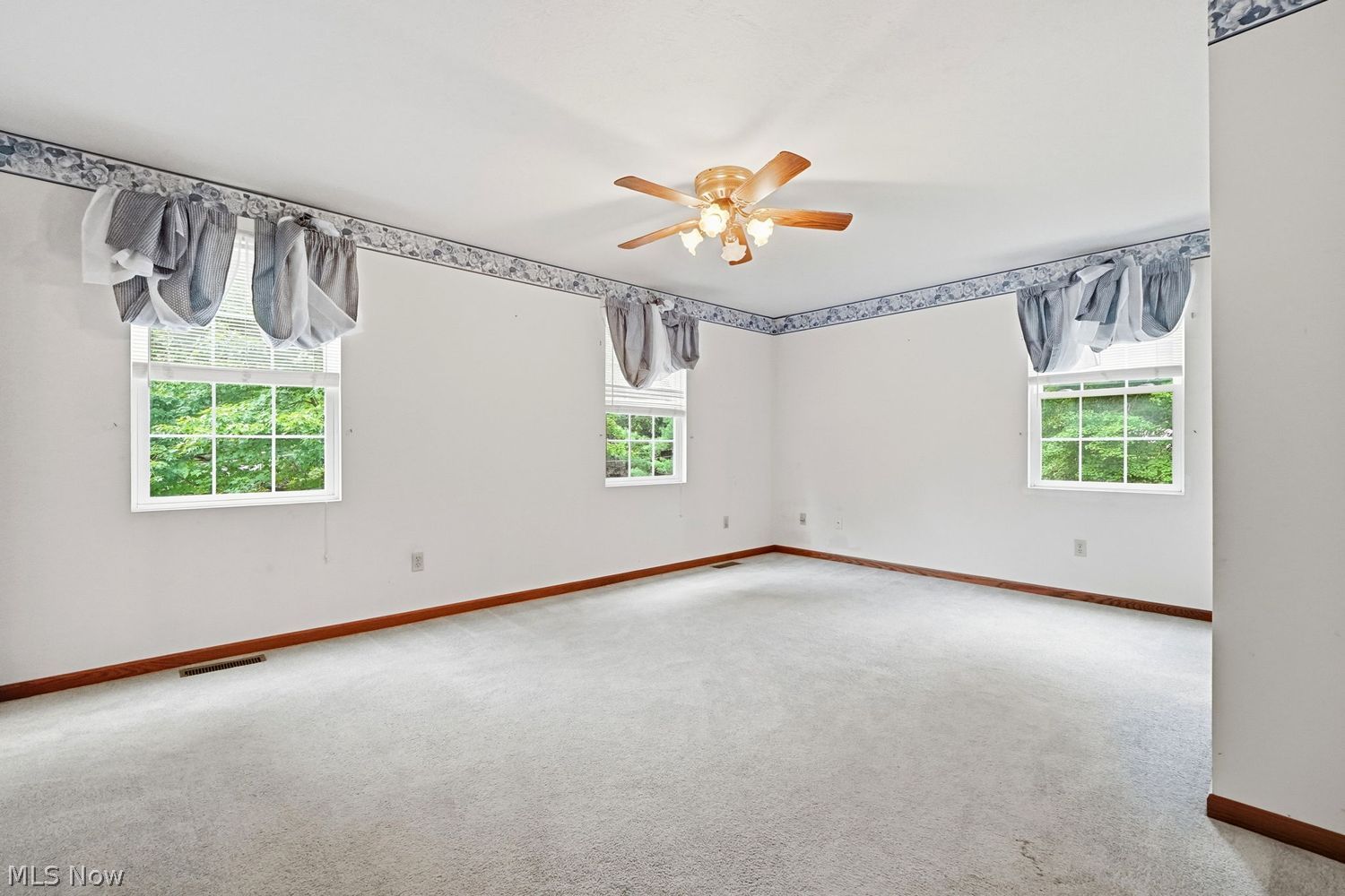 2386 Mallard Road Akron OH 44319