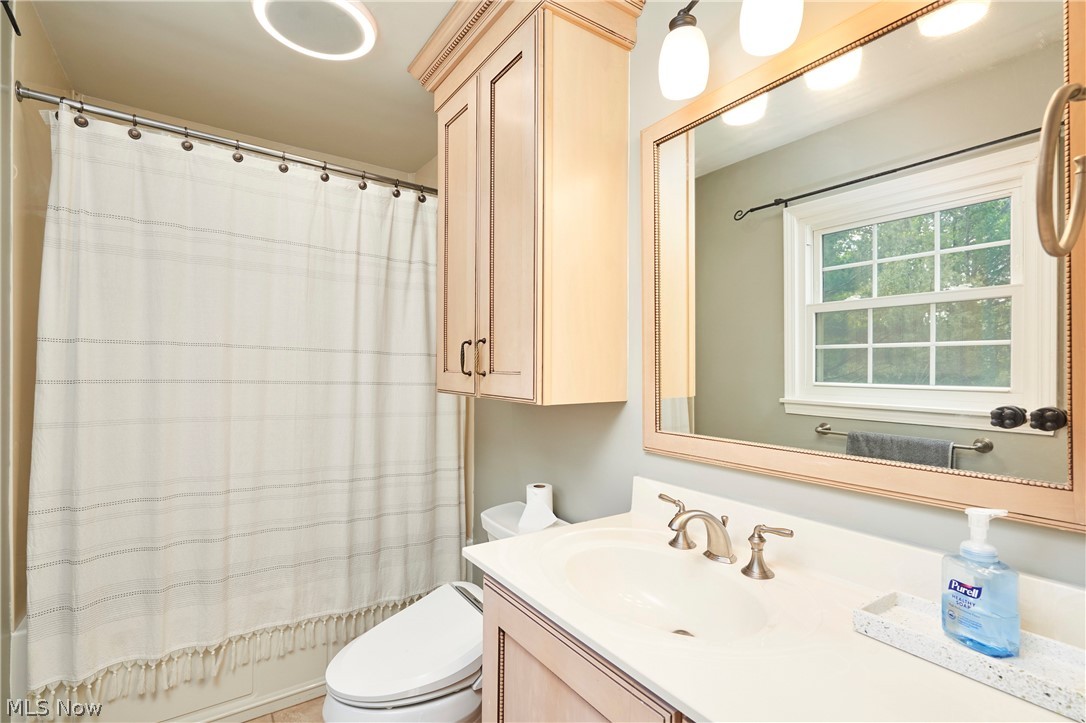 32630 Stony Brook Lane Solon OH 44139