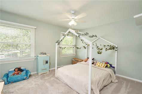 32630 Stony Brook Lane Solon OH 44139