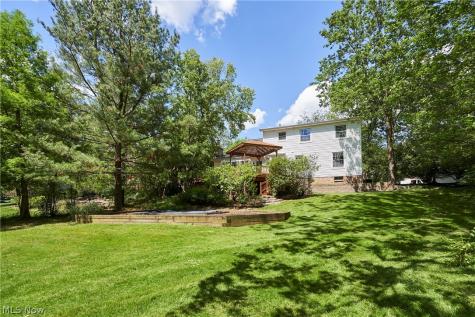 32630 Stony Brook Lane Solon OH 44139
