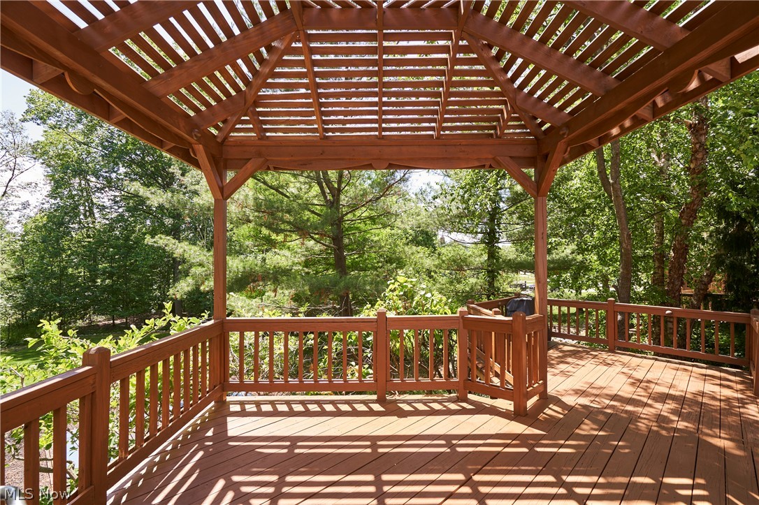 32630 Stony Brook Lane Solon OH 44139