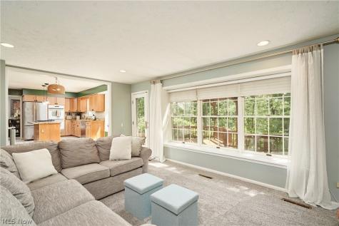 32630 Stony Brook Lane Solon OH 44139
