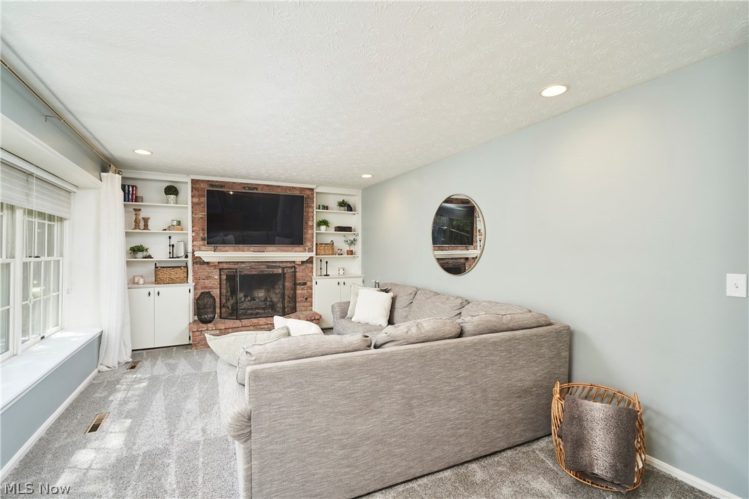 32630 Stony Brook Lane Solon OH 44139