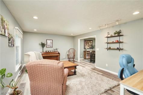 32630 Stony Brook Lane Solon OH 44139
