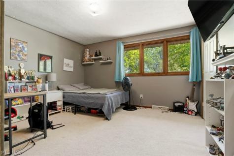 2230 Vixen Street NW North Canton OH 44720