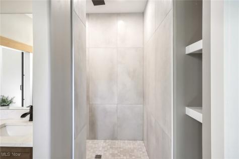 7110 Garden Place Drive Poland OH 44514