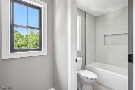 7110 Garden Place Drive Poland OH 44514