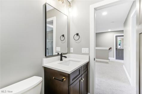 7110 Garden Place Drive Poland OH 44514