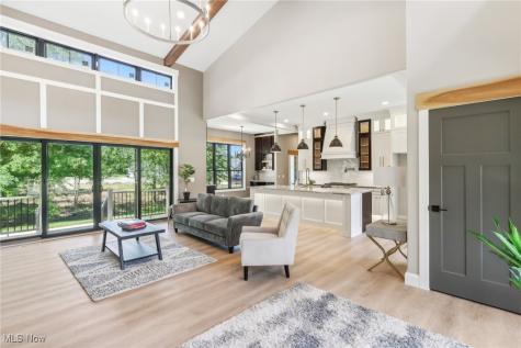 7110 Garden Place Drive Poland OH 44514