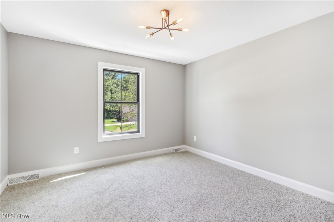 7110 Garden Place Drive Poland OH 44514