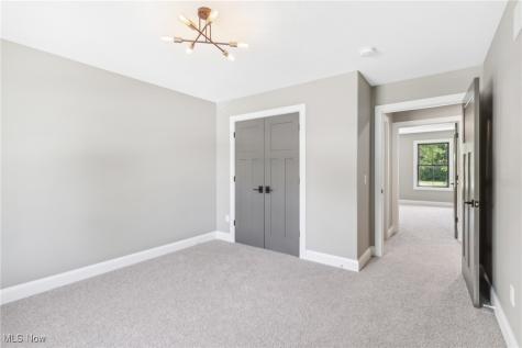 7110 Garden Place Drive Poland OH 44514