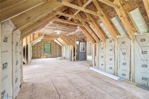 7110 Garden Place Drive Poland OH 44514