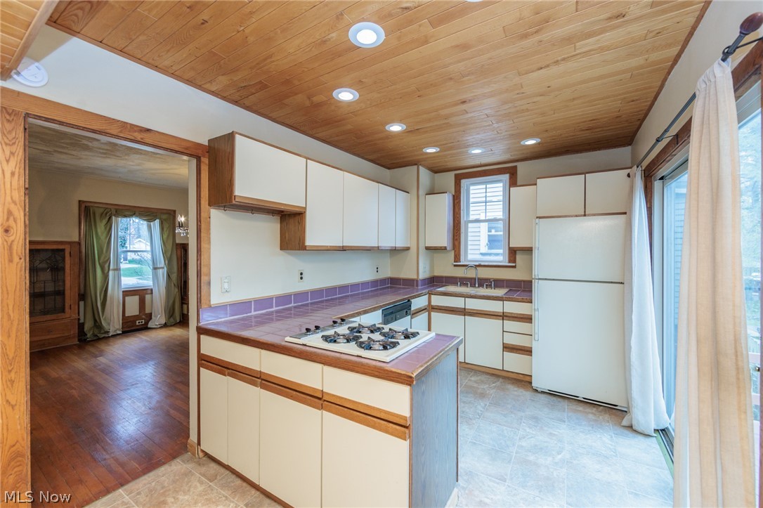 1550 Rydalmount Road Cleveland Heights OH 44118