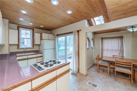 1550 Rydalmount Road Cleveland Heights OH 44118
