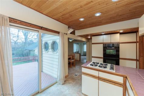 1550 Rydalmount Road Cleveland Heights OH 44118