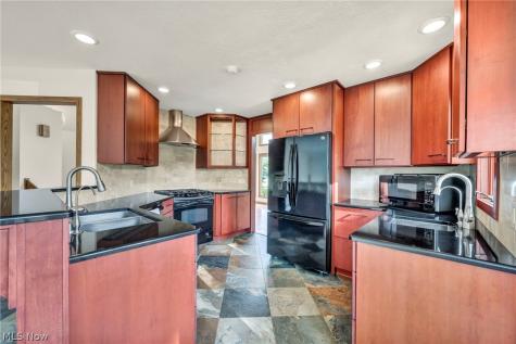 117 Wymore Avenue Akron OH 44319