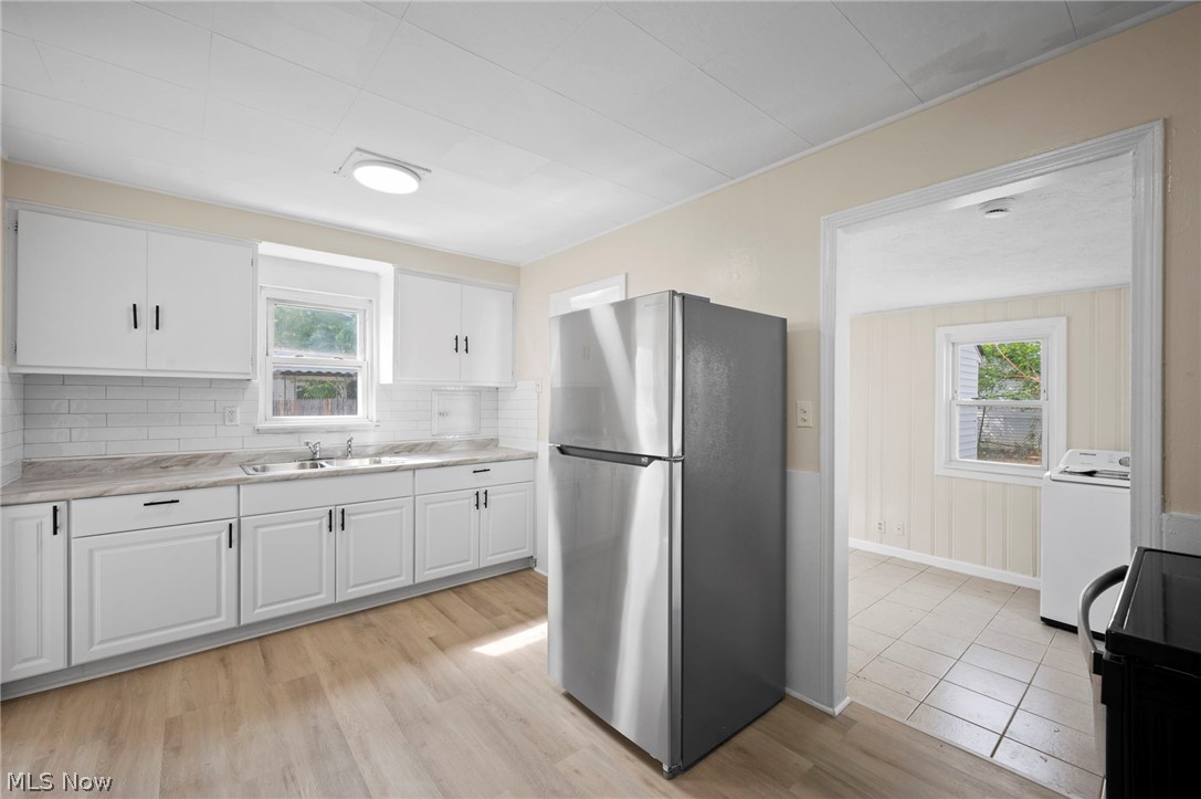 27051 Shirley Avenue Euclid OH 44132
