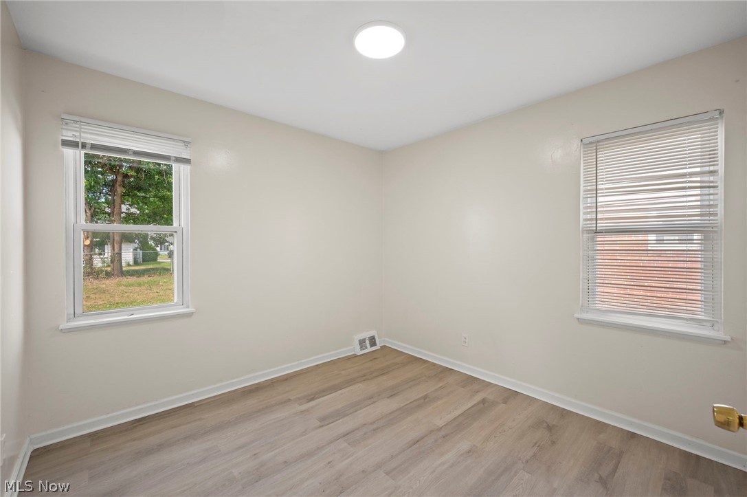 27051 Shirley Avenue Euclid OH 44132