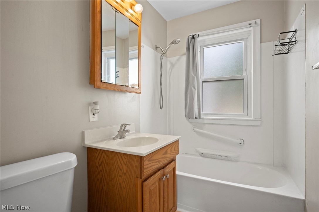 27051 Shirley Avenue Euclid OH 44132