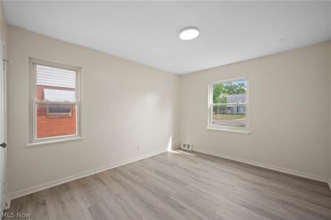 27051 Shirley Avenue Euclid OH 44132