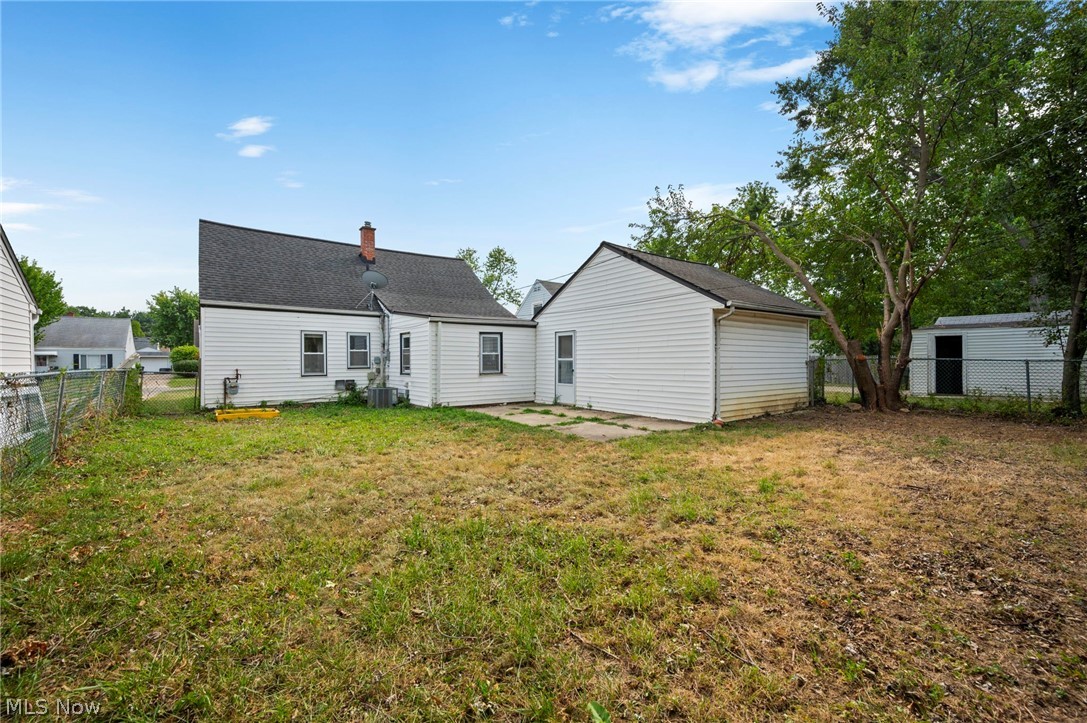 27051 Shirley Avenue Euclid OH 44132