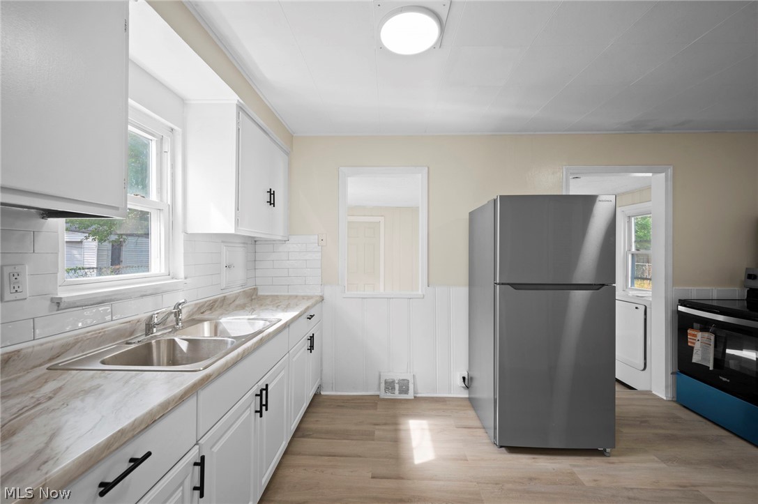 27051 Shirley Avenue Euclid OH 44132
