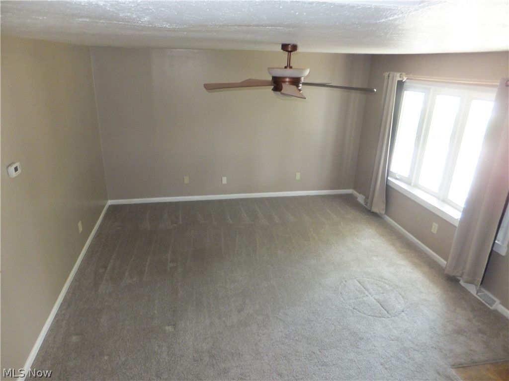 4641 E Lake Road Sheffield Lake OH 44054