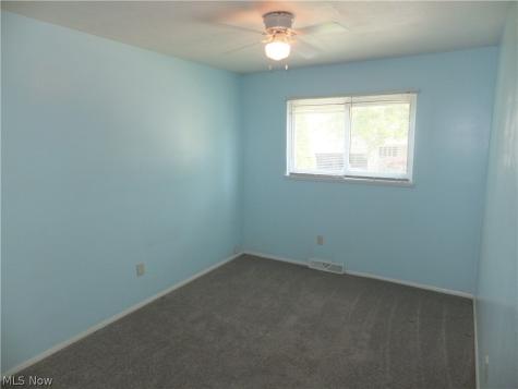 4641 E Lake Road Sheffield Lake OH 44054