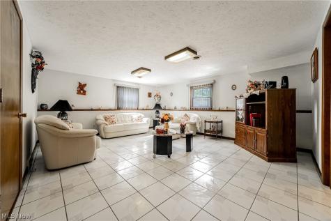 6117 Yorktown Road Lorain OH 44053