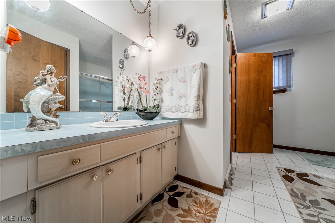 6117 Yorktown Road Lorain OH 44053