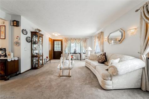 6117 Yorktown Road Lorain OH 44053