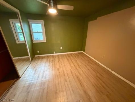 909 Harriet Street Lorain OH 44055