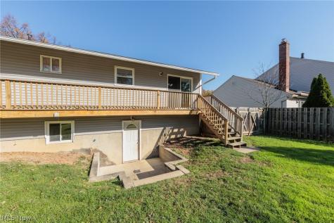3888 Buckingham Brunswick OH 44212