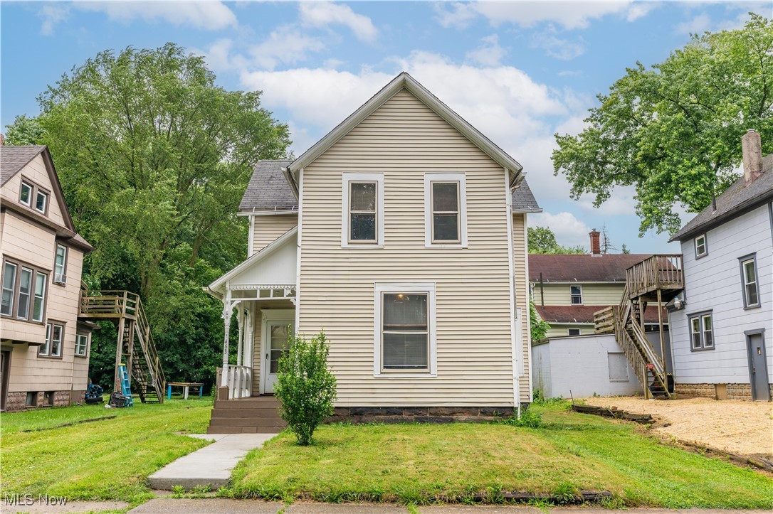 463 Allyn Street Akron OH 44304