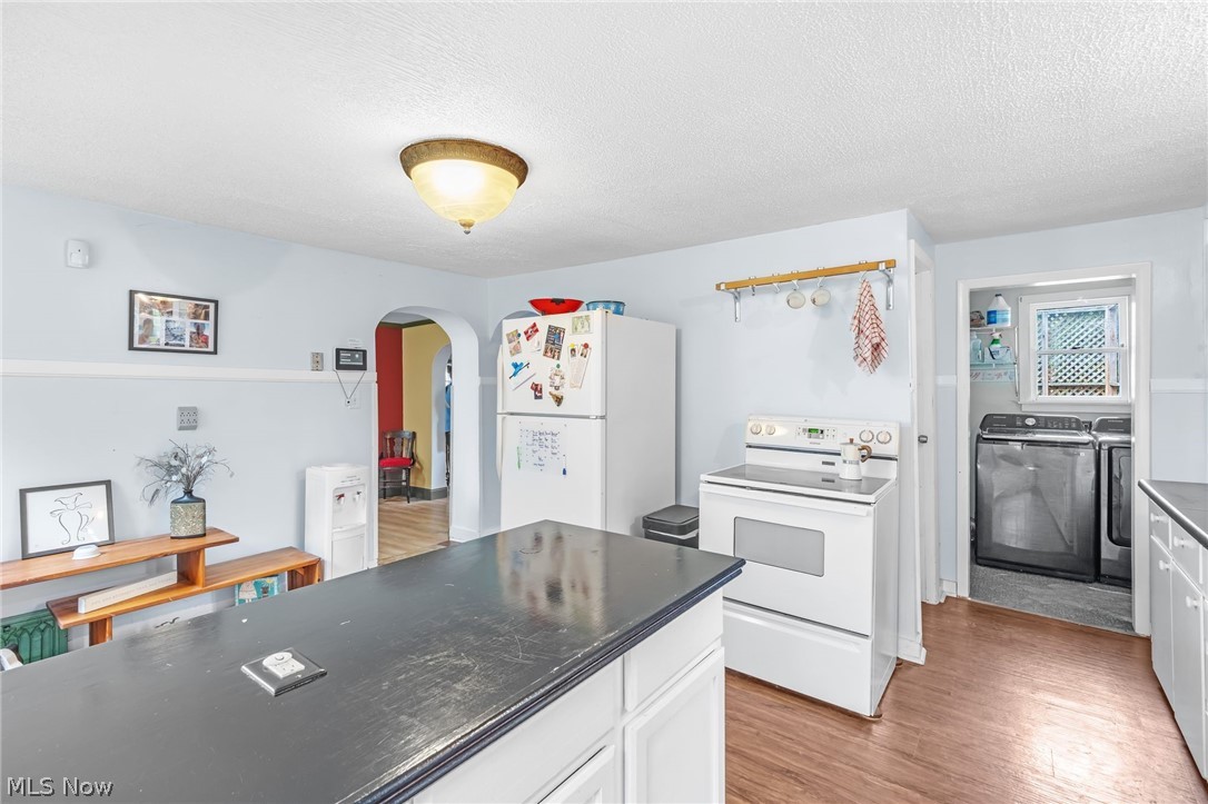 9065 12th Street North Benton OH 44449