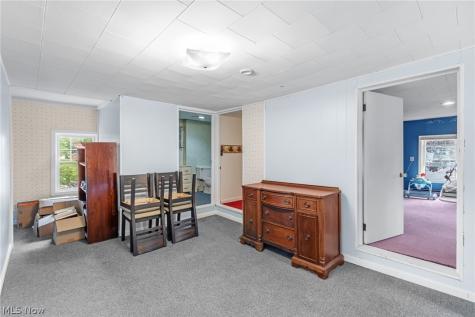 9065 12th Street North Benton OH 44449